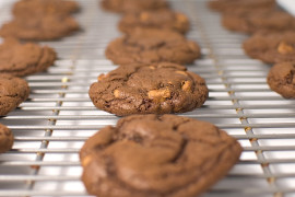 Double Peanut Butter & Milk Chocolate Chip Cookies
